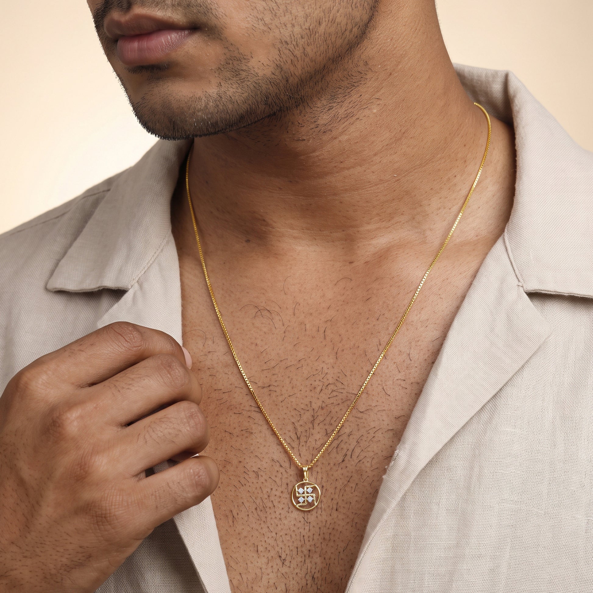Gold Aashir Lab Grown Diamond Convertible Rakhi Pendant