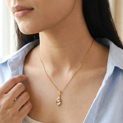 Gold Whimsical Weave Lab Grown Pendant