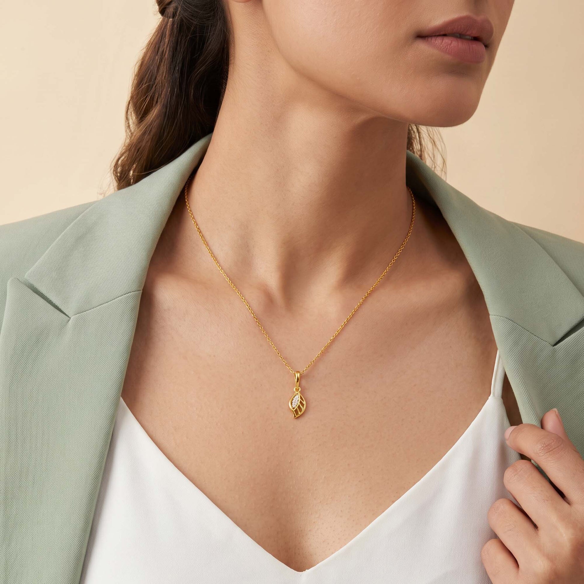 Gold Verdant Lab Grown Diamond Pendant