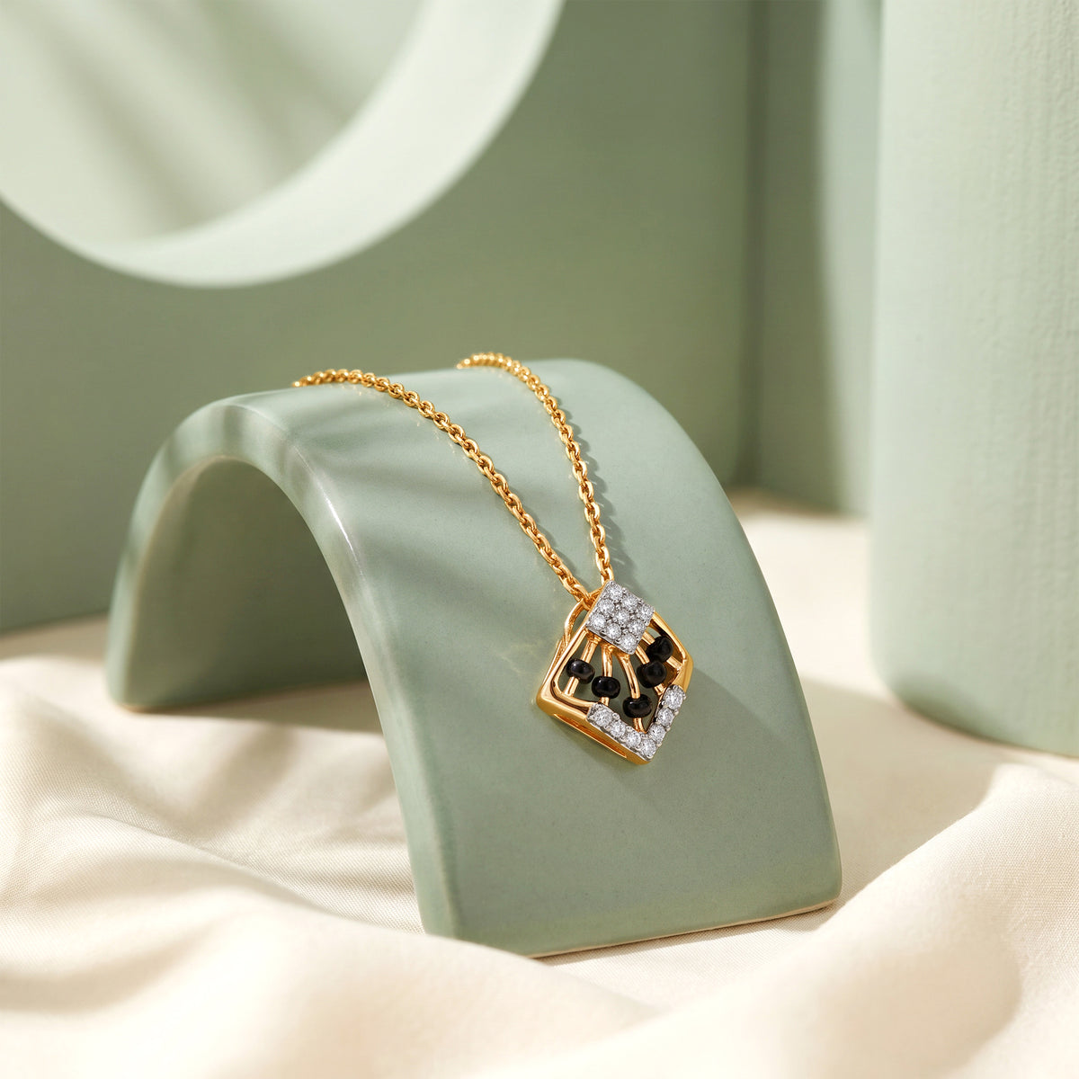 Gold Skybound Lab Grown Diamond Pendant