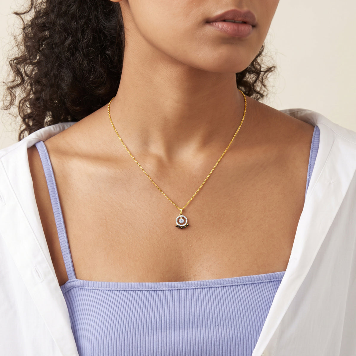 Gold Striking Circle Lab Grown Diamond Pendant