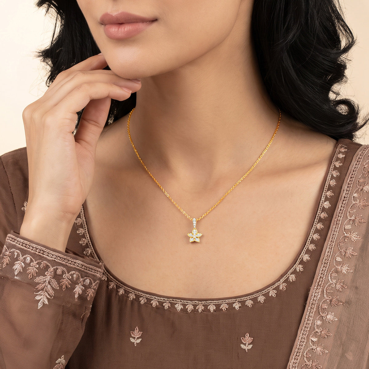 Gold Petal Play Lab Grown Diamond Pendant