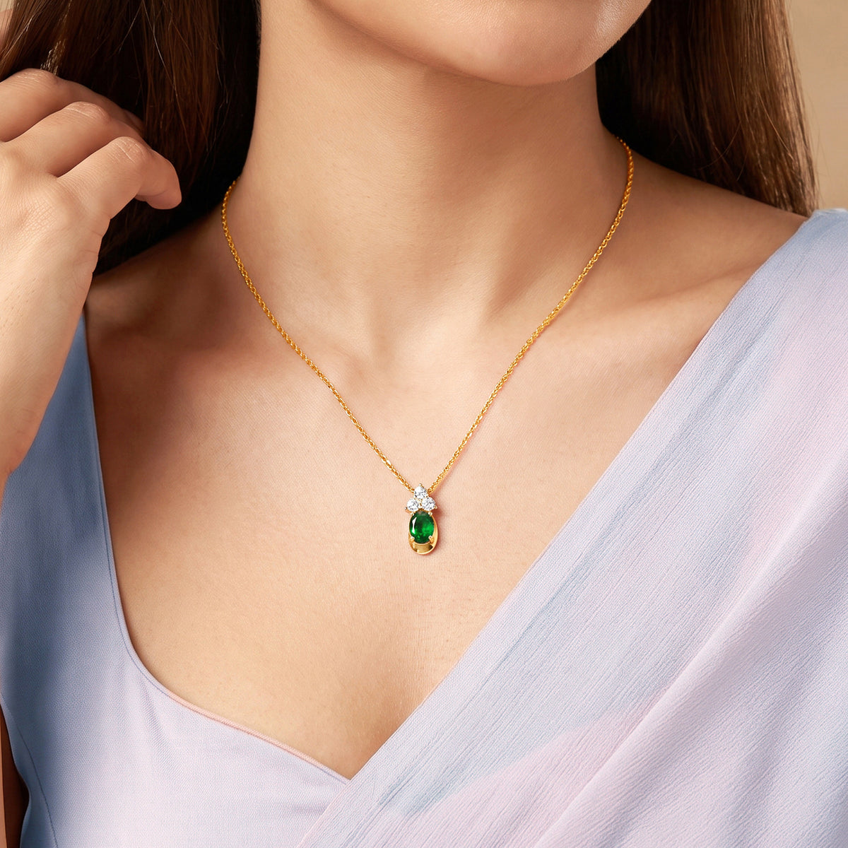 Gold Navapallav Lab Grown Diamond Pendant