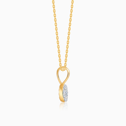 Gold Gorgeous Cluster Diamond Pendant