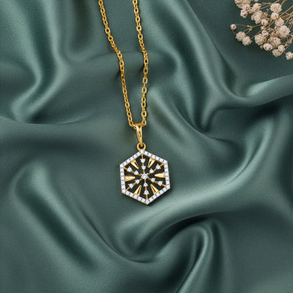 Gold Aurum Edge Lab Grown Diamond Pendant