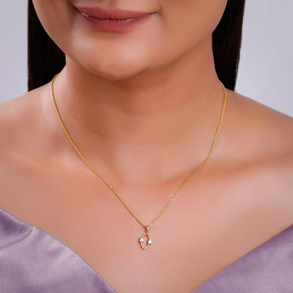 Gold Marquise Gleam Lab Grown Diamond Pendant