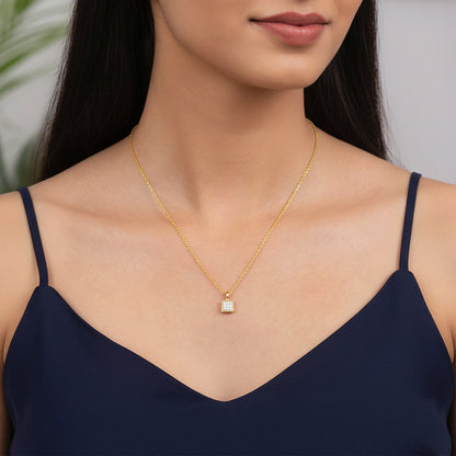 Gold Prismé Lab Grown Diamond Pendant