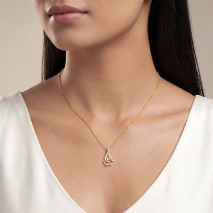 Gold Lustre Waves Lab Grown Diamond Pendant