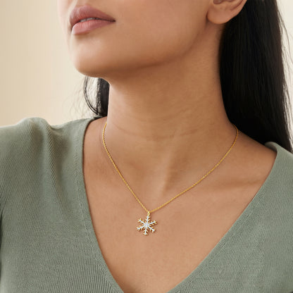 Gold Winter Radiance Lab Grown Diamond Pendant