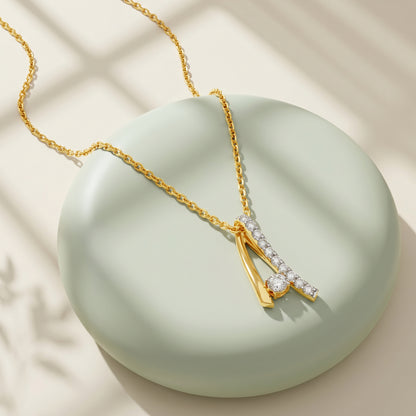 Gold Luma Trace Lab Grown Diamond Pendant
