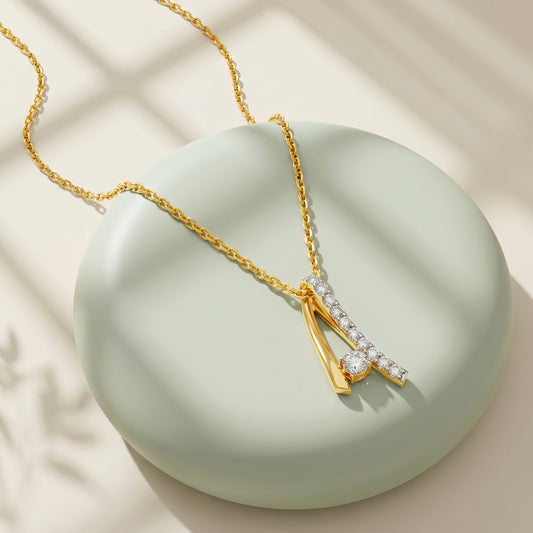 Gold Luma Trace Lab Grown Diamond Pendant