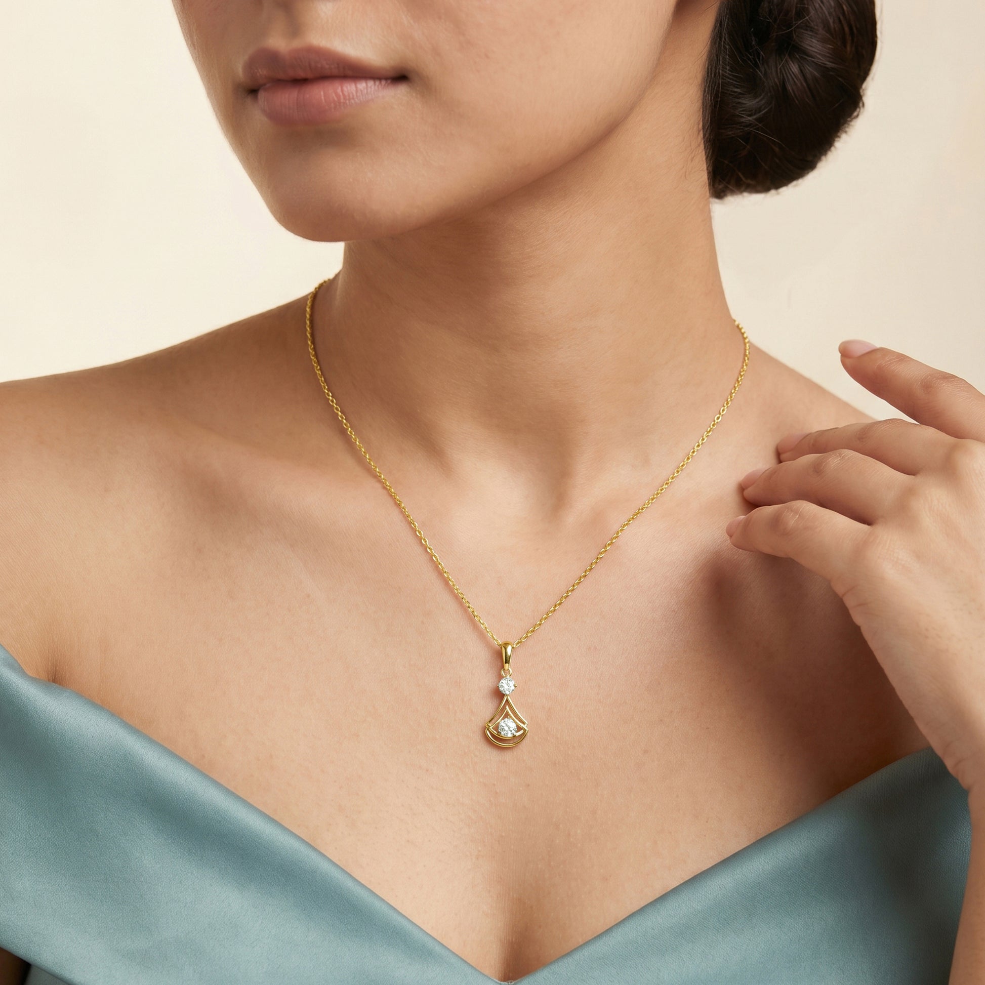 Gold Belle Arc Lab Grown Diamond Pendant