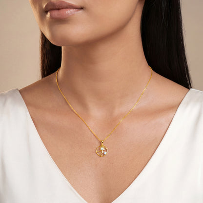 Gold Unbound Loop Lab Grown Diamond Pendant