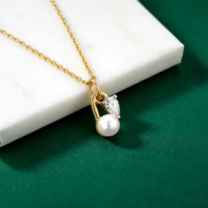 Gold Divine Trace Lab Grown Diamond Pendant