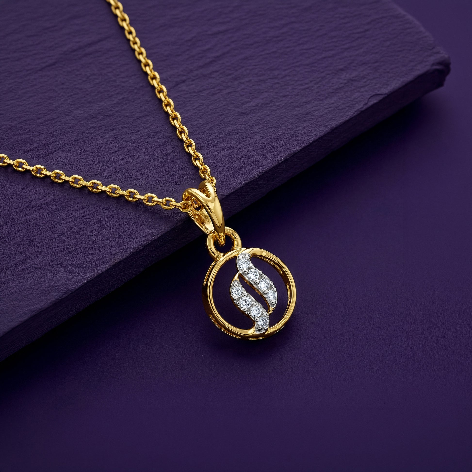 Gold Stylish Blossom Lab Grown Diamond Pendant