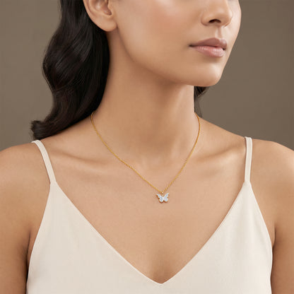 Gold Fluttering Smile Lab Grown Diamond Pendant