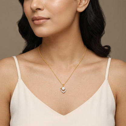 Anushka Sharma Gold Centre of Grace Lab Grown Diamond Pendant