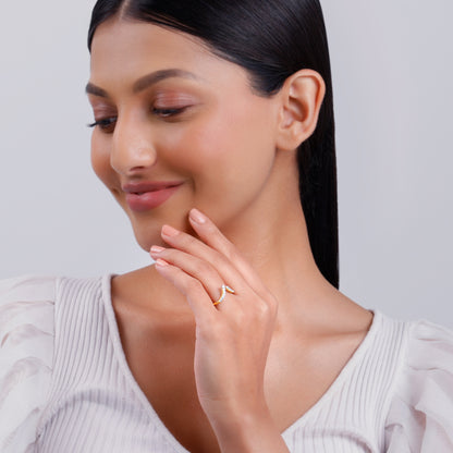Gold Lunara Lab Grown Diamond Vanki Ring