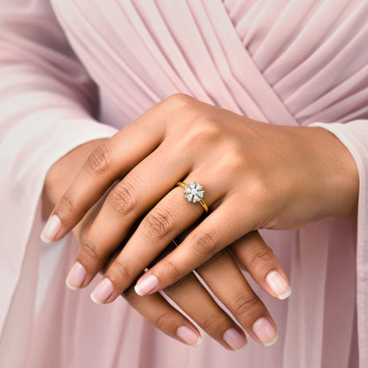 Gold Lumière Bloom Lab Grown Diamond Ring