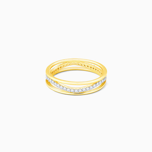 Gold Wavy Elegance Diamond Ring