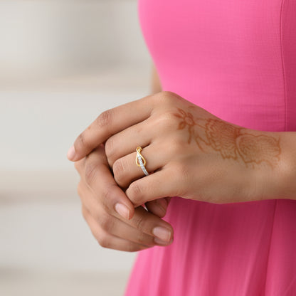 Gold Regal Rise Lab Grown Diamond Ring