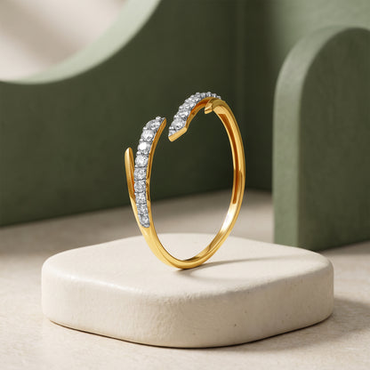 Gold Ruban Croise Lab Grown Diamond Ring (Size 12)