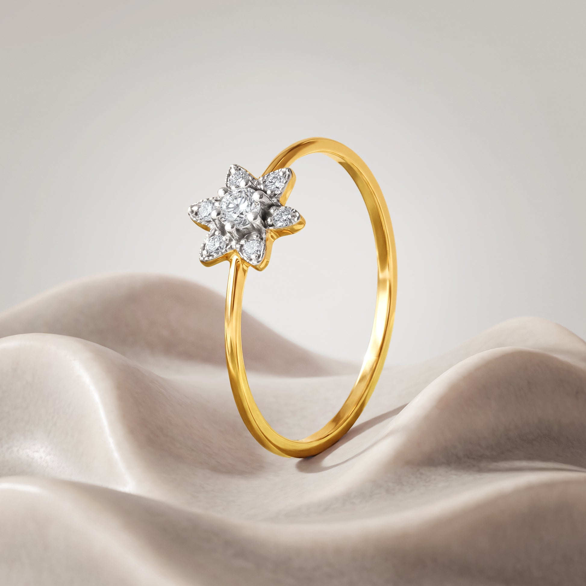 Gold Starflower Glow Lab Grown Diamond Ring (Size 12)