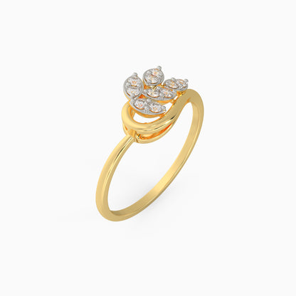 Gold Sparkling Leaf Diamond Ring