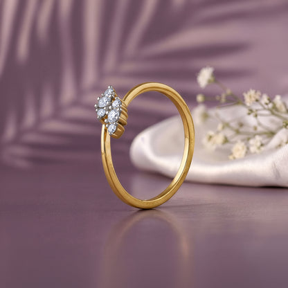 Gold Liora Twist Lab Grown Diamond Ring (Size 12)