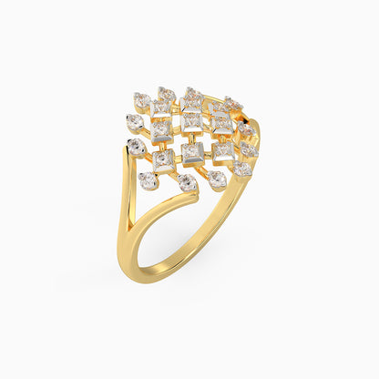 Gold Spectacular Diamond Ring