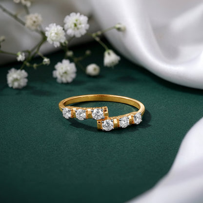 Gold Classic Curve Lab Grown Diamond Ring (Size 12)
