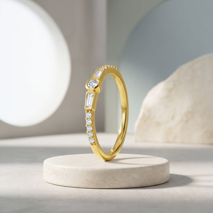 Gold Solstice Frame Lab Grown Diamond Ring (Size 12)