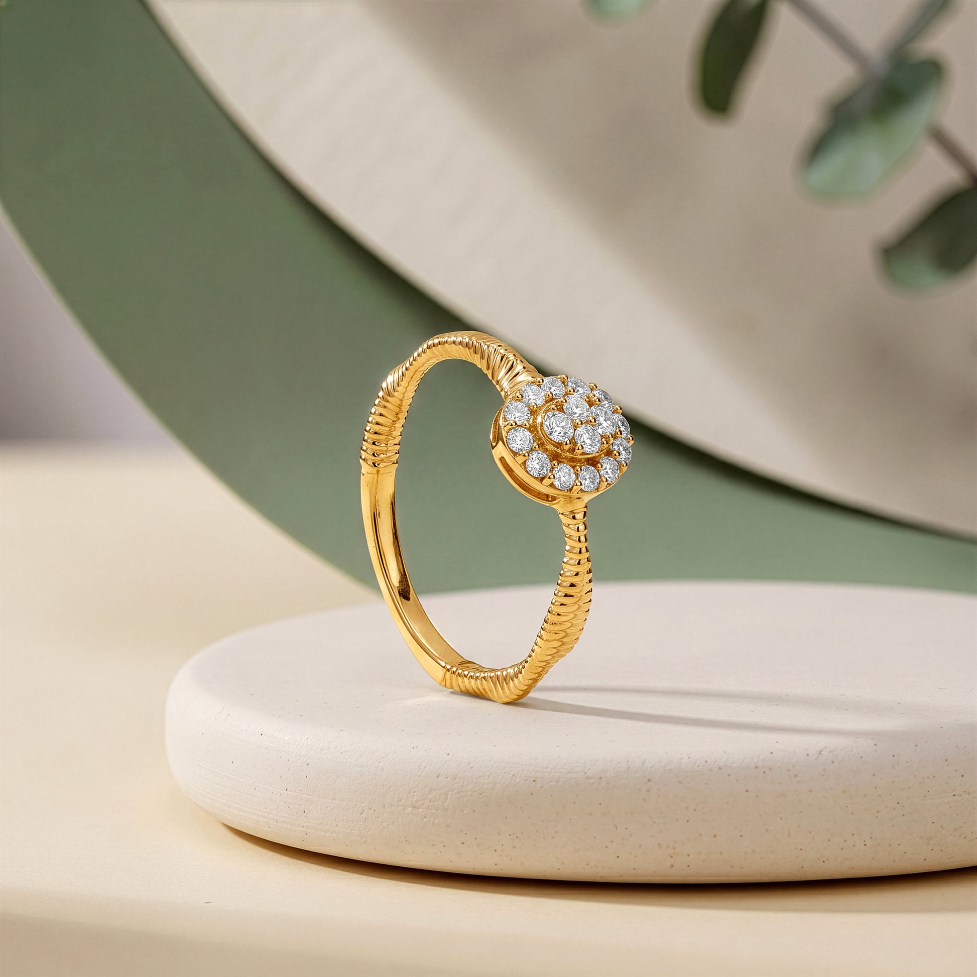 Gold Etoile Royale Lab Grown Diamond Ring (Size 12)