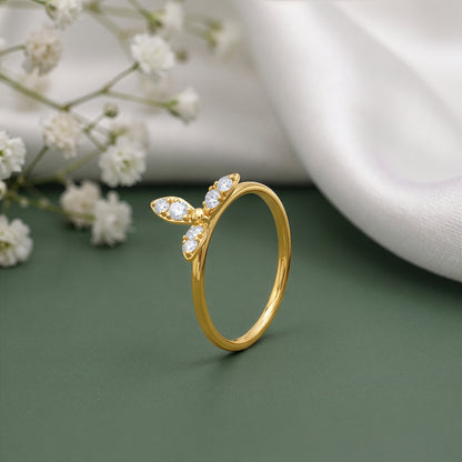 Gold Floris Glow Lab Grown Diamond Ring (Size 12)