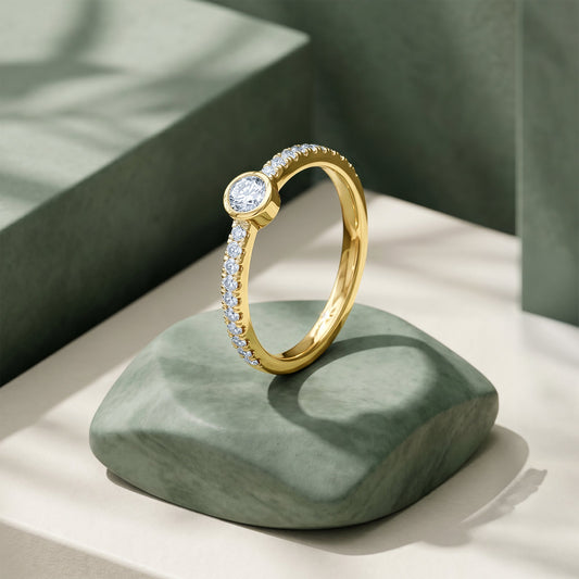 Gold Iconic Shine Lab Grown Diamond Ring (Size 12)