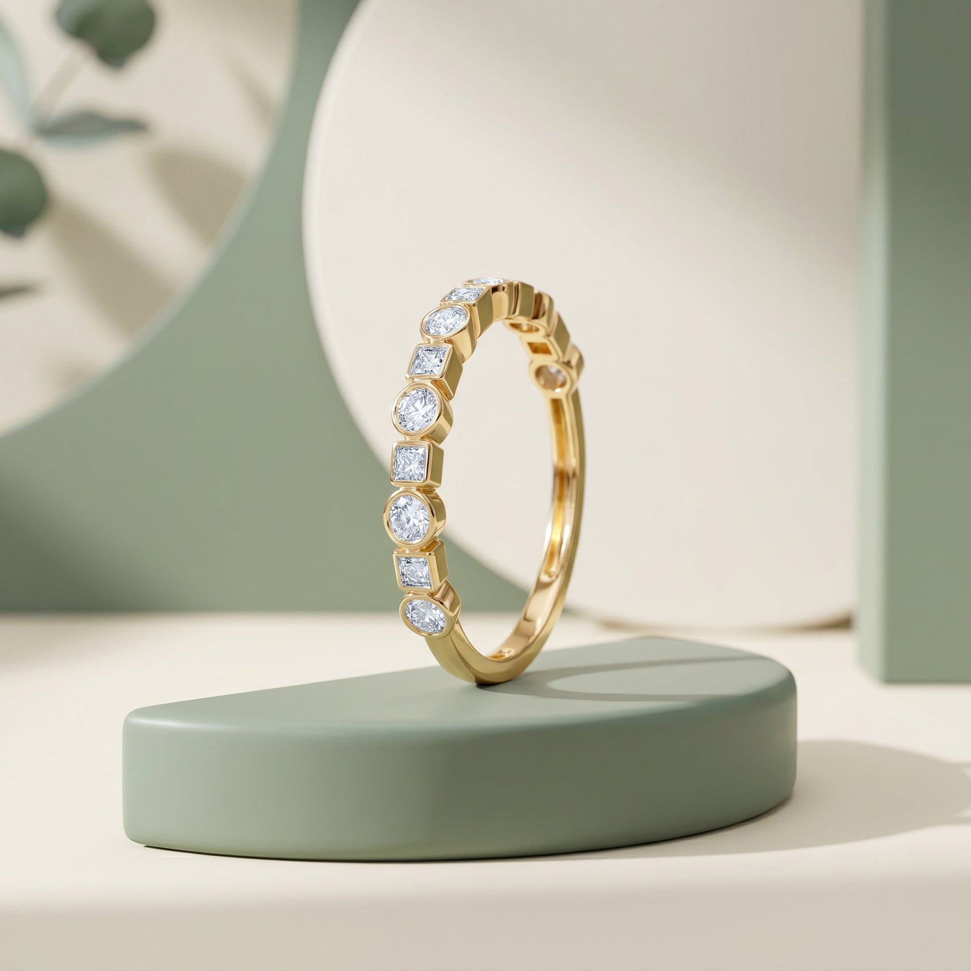Gold Alterna Spark Lab Grown Diamond Ring (Size 12)