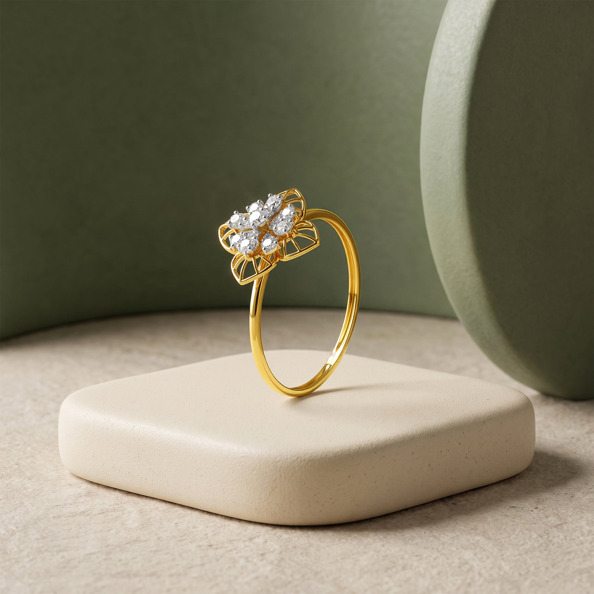 Gold Fleur Etoile Lab Grown Diamond Ring (Size 12)