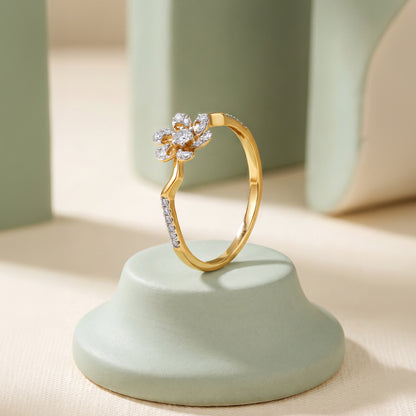 Gold Petal Pop Lab Grown Diamond Ring (Size 12)