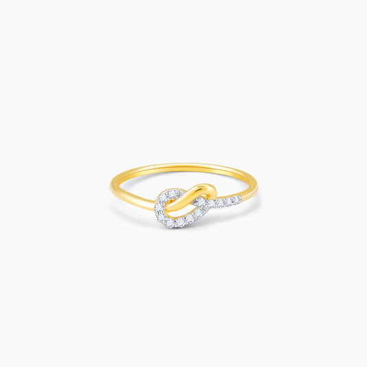 Gold Classic Knotted Diamond Ring