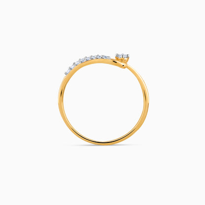 Gold Beckon Diamond Ring