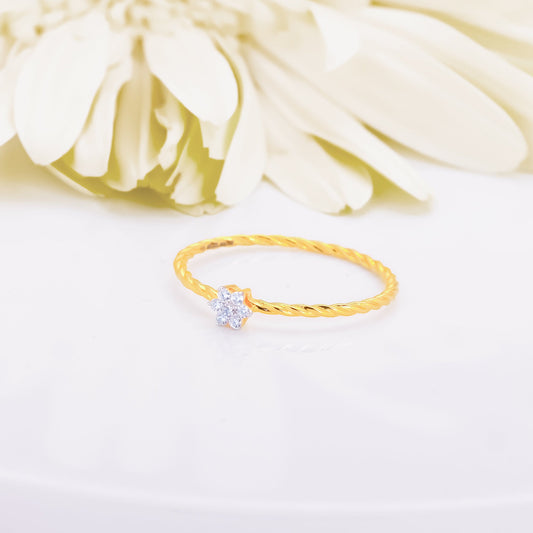 Gold Minimal Floret Lab Grown Diamond Ring (Size 11)