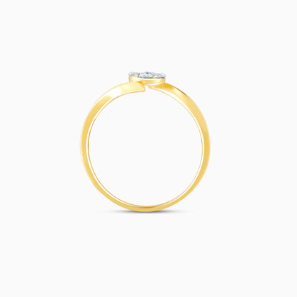Gold Splendid Embrace Diamond Ring