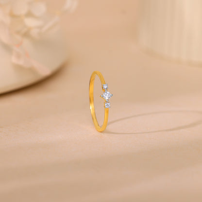 Gold Stunning Beauty Lab Grown Diamond Ring