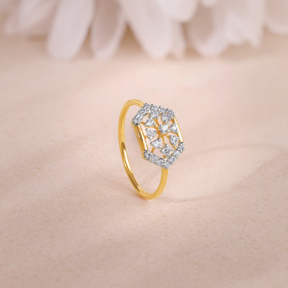Gold Hexagonaria Lab Grown Diamond Ring