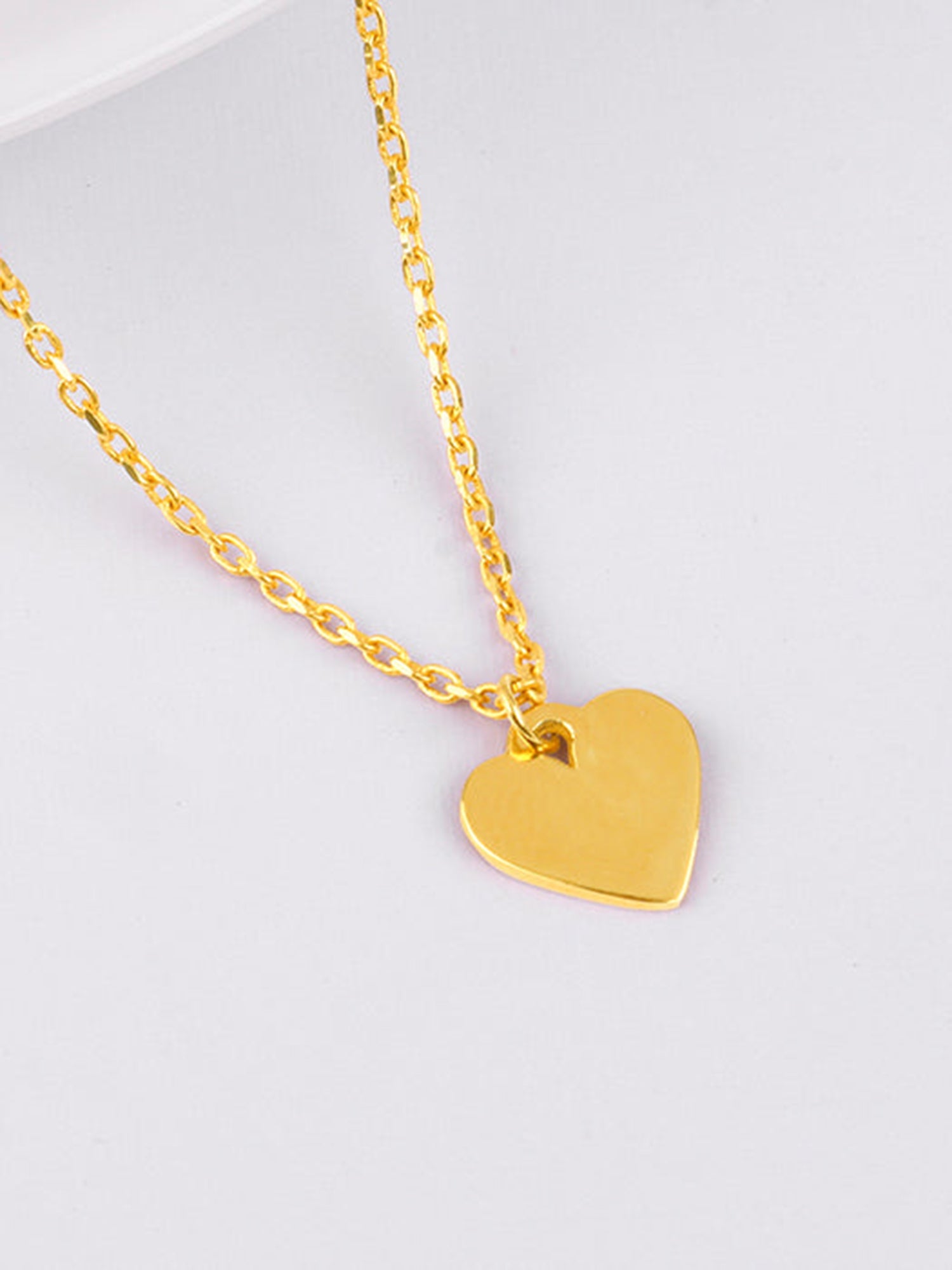 Golden Cutie Love Pendant With Link Chain