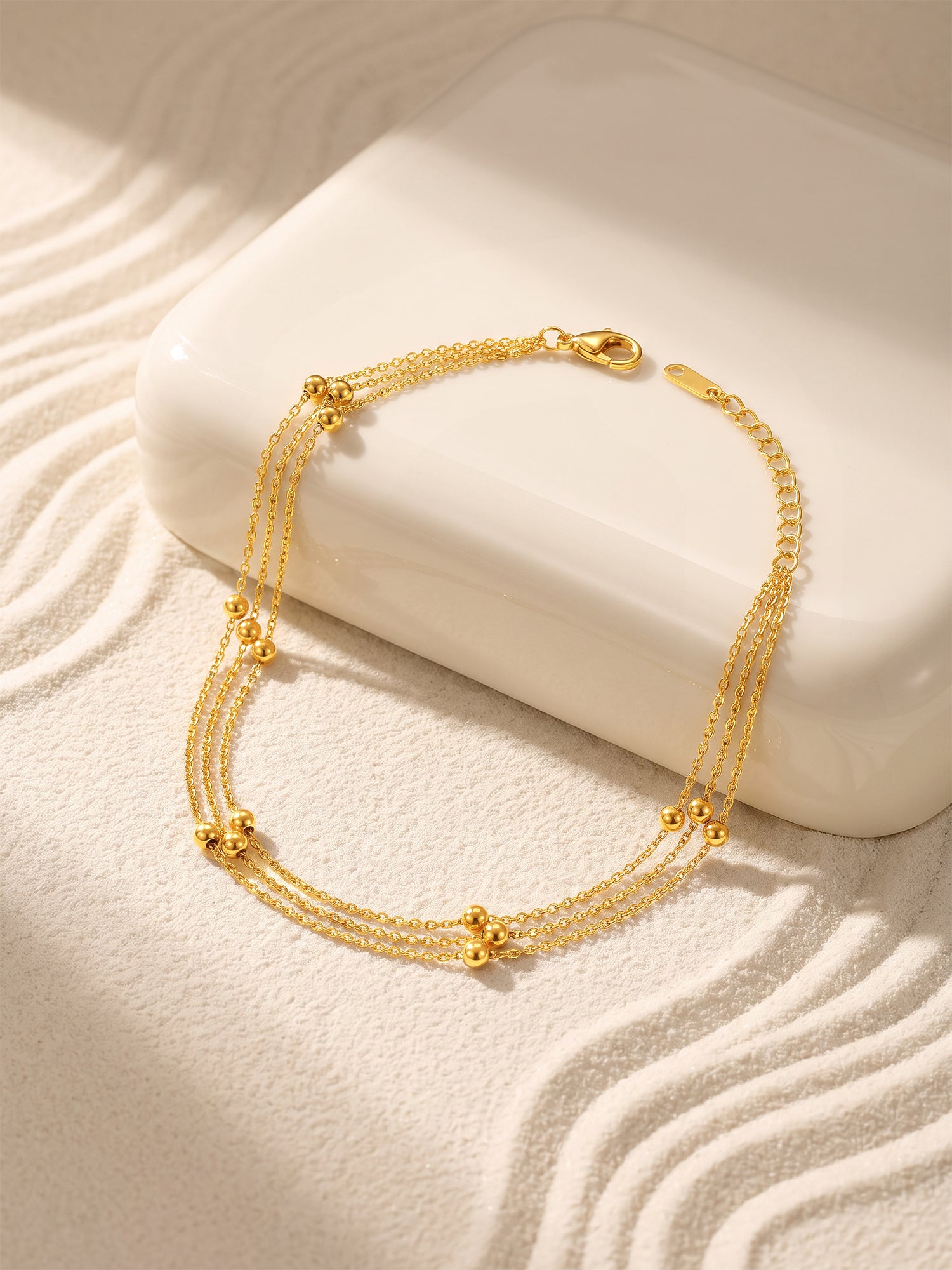 OnnMe by GIVA Quiet Luxury Gold Plated Anklet