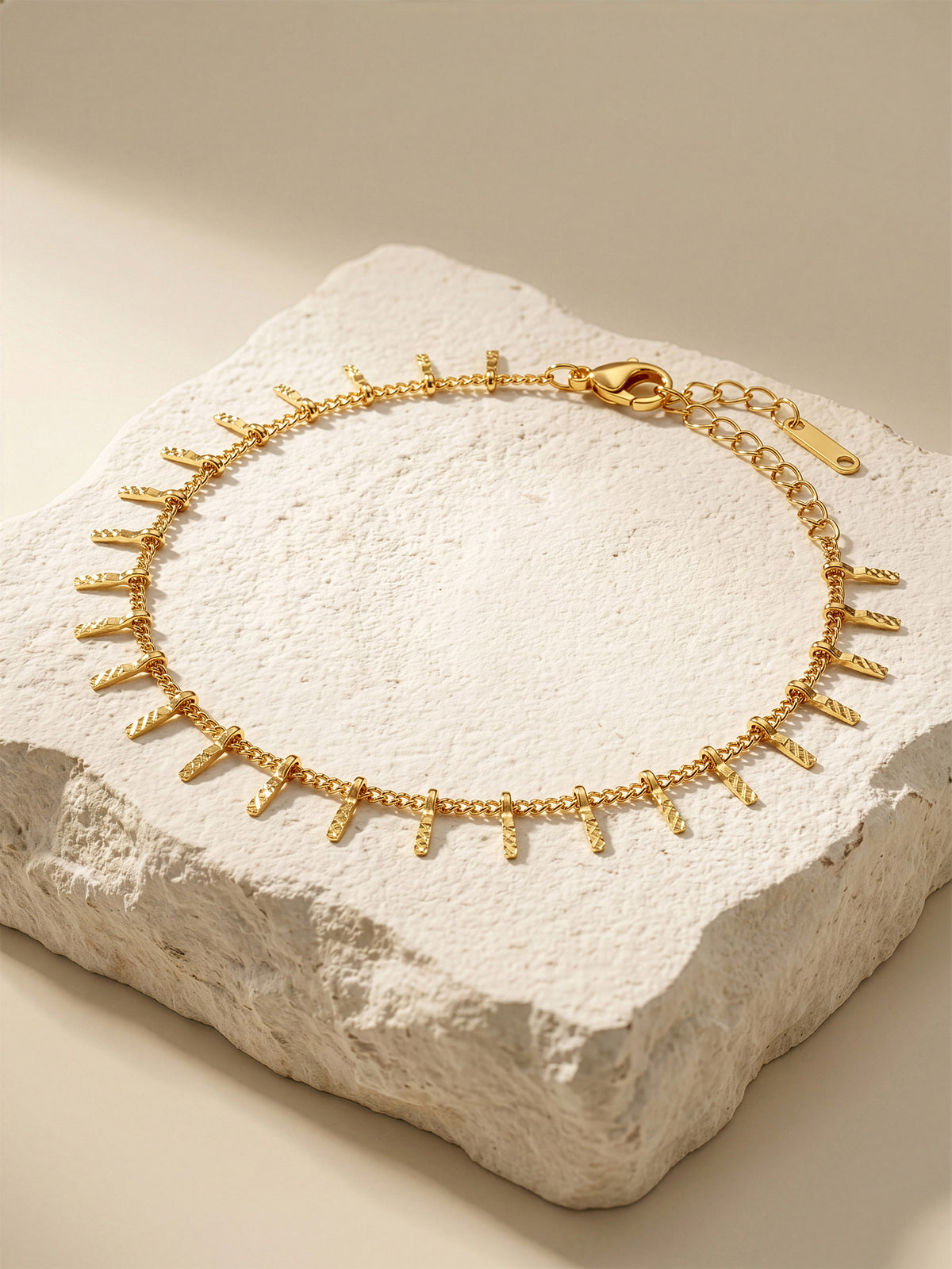 IXIA by GIVA Fringe Flick Gold Plated Anklet