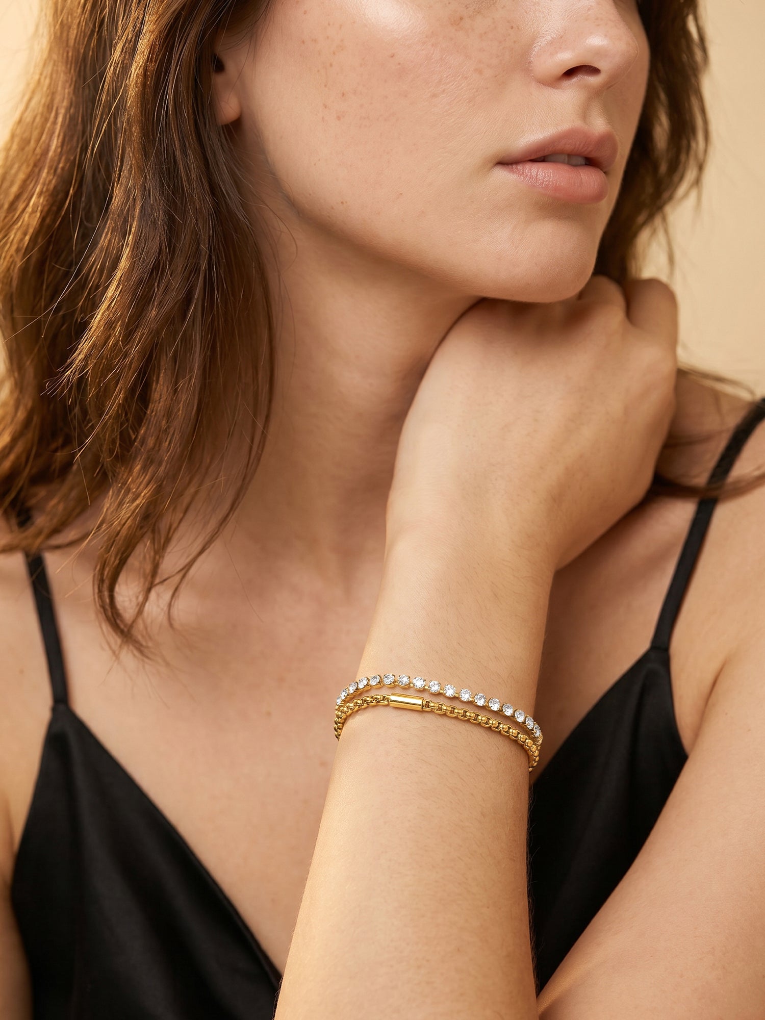OnnMe by GIVA Main Event Gold Plated Bracelet