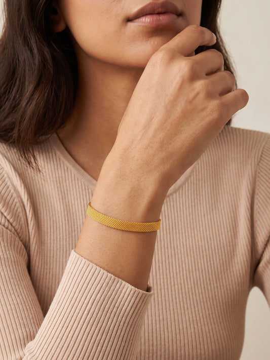 OnnMe by GIVA Stack Flow Gold Plated Bracelet