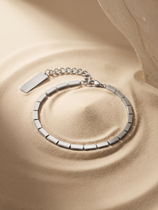 OnnMe by GIVA Pulse Rhodium Plated Bracelet For Men
